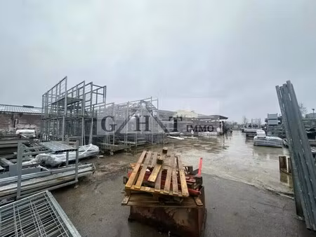 vente terrain 2 800 m²