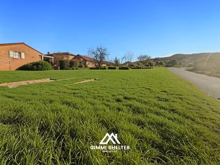 vente terrain 852 m²