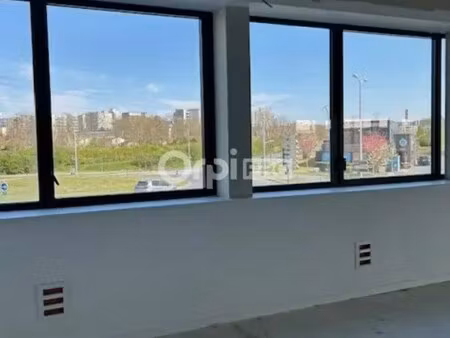vente bureaux 850 m²