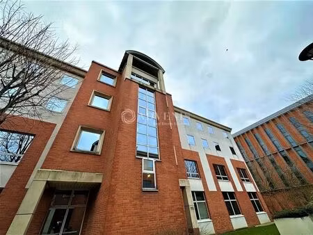 vente bureaux 545 m² à 667 m²