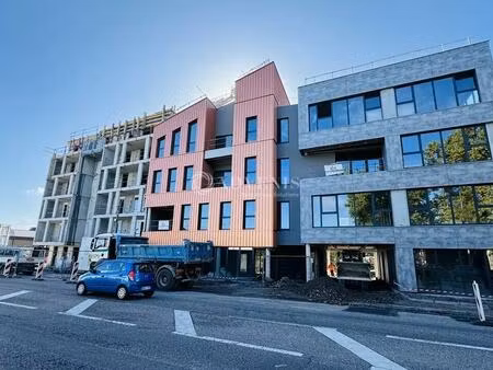 vente bureaux 113 m² à 1 070 m²