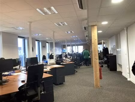vente bureaux 60 m² à 2 519 m²