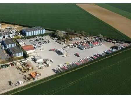 location terrain 7 500 m²