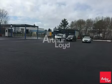 location terrain 2 170 m²