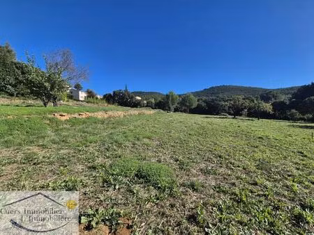 vente terrain 610 m²