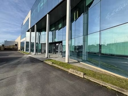 vente bureaux 154 m² à 1 445 m²