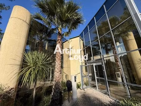 vente bureaux 682 m²