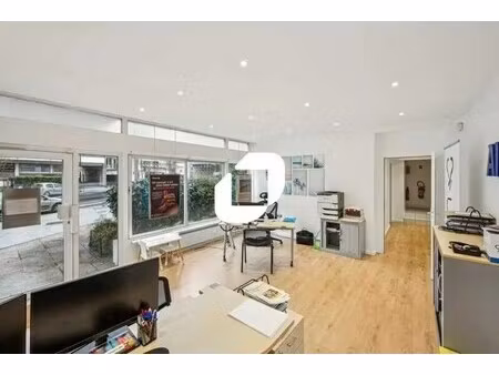 vente bureaux 61 m²