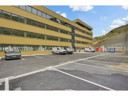 vente bureaux 227 m² à 5 744 m²