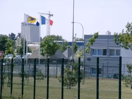 vente terrain 131 240 m²