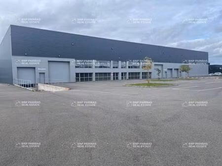 local d'activités à vendre