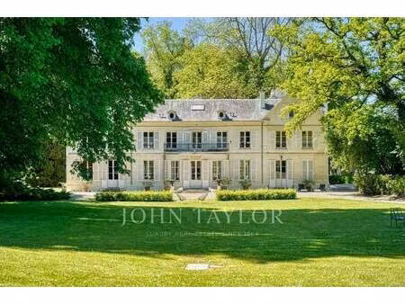 john taylor around paris