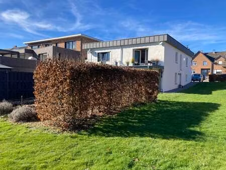 maison 2-3 ch. à eupen  peb c