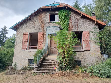 maison en pierre de 5 chambres de 137m2