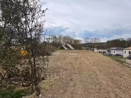 terrain constructible neuf à vendre