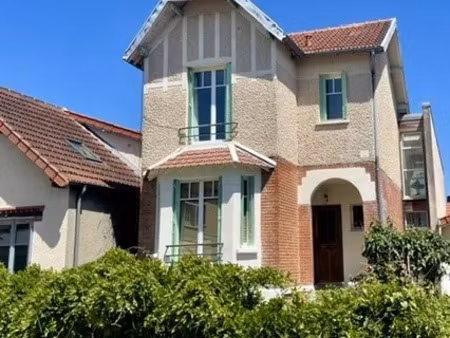 vente maison 7 pièces 171 m² versailles (78000)