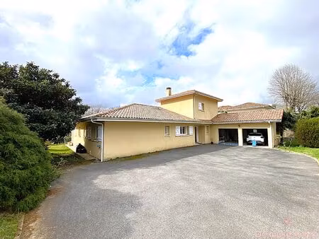 maison 4 chambres sur terrain de 1000m2