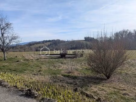 terrain de 1 007 m² à clermont