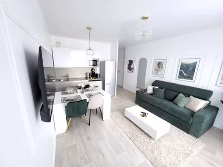 location meublée appartement 2 pièces 37 m² à bussy-saint-georges (77600)  1 100 €