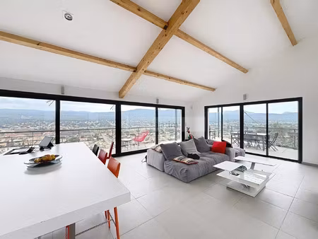 vente maison 6 pièces 208 m² le beausset (83330)