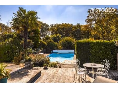 pornichet - maison 5 chambres - 160 m² habitables - piscine chauffée - grande parcelle - c