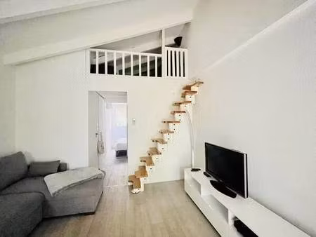 maisonnette avec jardin et parking