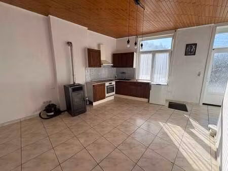 maison 1 chambre à louer à gilly