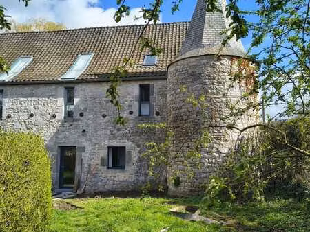 habitation de caractère - 65m² - jardin | parking privé