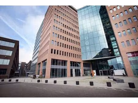 bureaux complets (437 à 2 500 m²) dans office park à gand