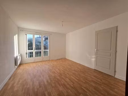 madame lucille denize