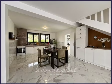 maison 8 pièces climatisée à vendre à 10 - 15 minutes nord de châtellerault