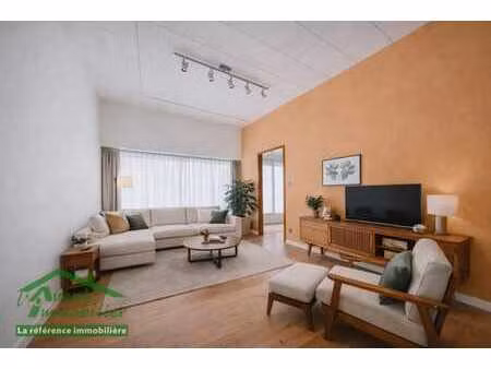 grande maison 4 chambres pleine de potentiel