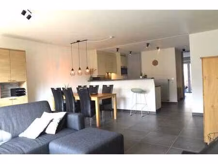 appt. au rez-de-chaussée avec grande terrasse+jardin  epc b