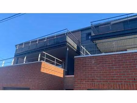 spacieux appartement 2 chambres  idealement situe