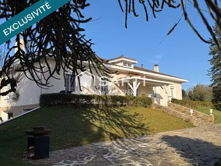 maison traditionnelle  en pierre - parc remarquable !