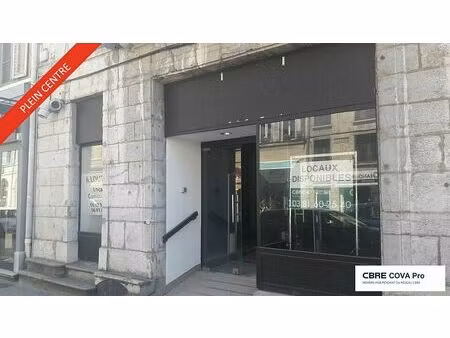 location commerce pontarlier 160 m²