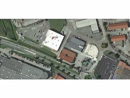 vente commerce voujeaucourt 1 200 m²