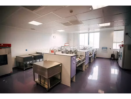 vente local d'activités huningue 5 330 m²