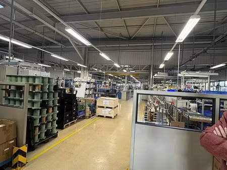 vente local d'activités village neuf 3 319 m²