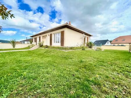 maison de 185m2  4 chambres  garage et jardin