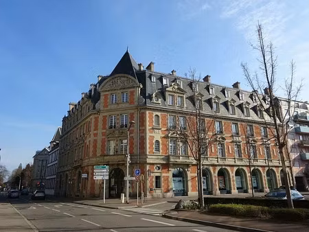 location bureau colmar 211 m²