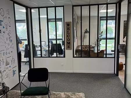 location bureau mulhouse 261 m²