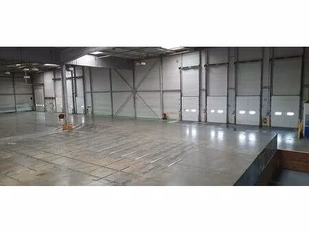 location entrepôt / local d'activités étupes 7 353 m²