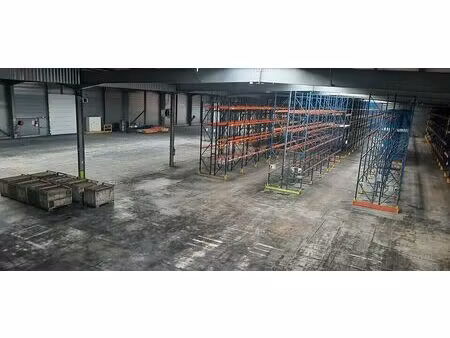 location entrepôt / local d'activités fesches le chatel 4 000 m²