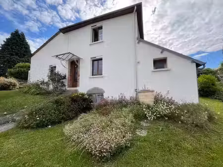 vente maison 5 pièces 123 m² à ceyroux (23210)  127 680 €