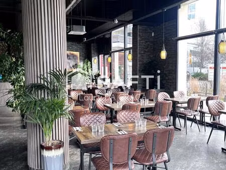 vente commerce 2 pièces 127 m² saint-ouen-sur-seine (93400)