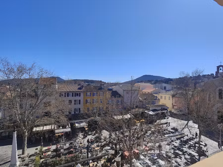 location appartement 3 pièces 54m² le pradet 83220