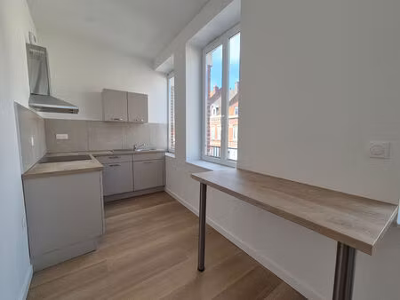 location appartement 1 pièce 24m²