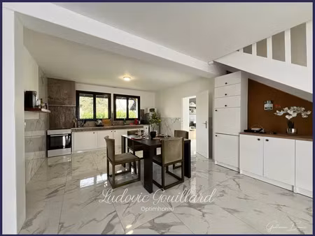 vente maison 7 pièces 194 m² mondion (86230)