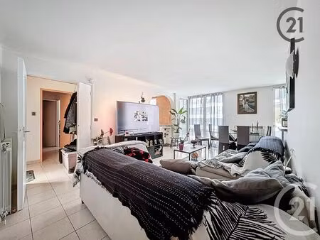 achat appartement 5 pièces 94m² nandy 77176